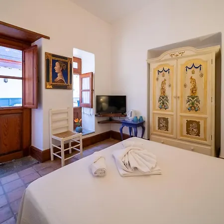 La Casona De I Emblematico