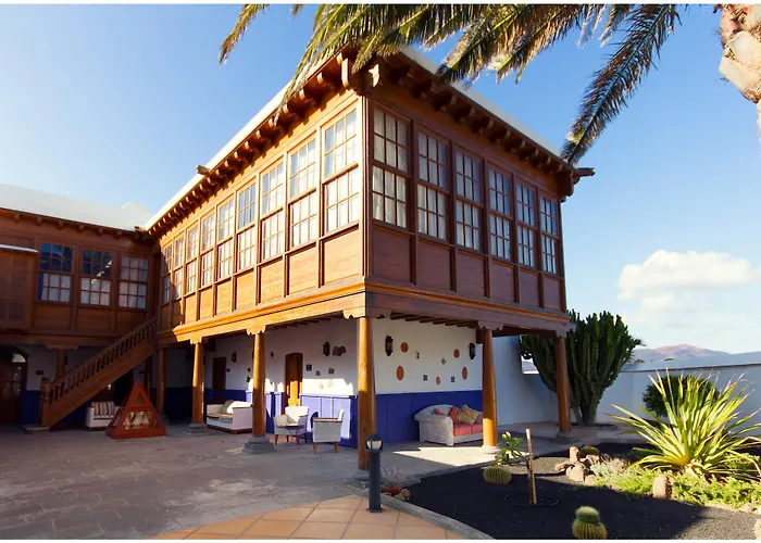 La Casona De I Emblematico * Yaiza (Lanzarote)