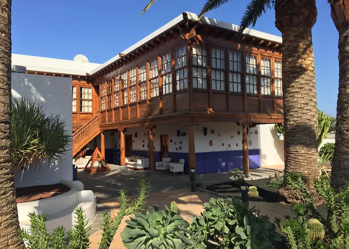 La Casona De I Emblematico * Yaiza (Lanzarote)