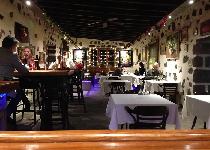 La Casona De I Emblematico * Yaiza