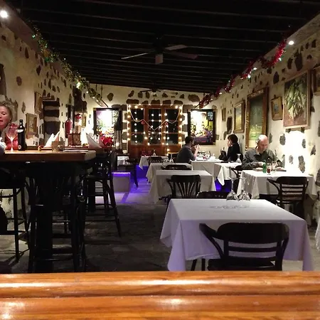 La Casona De I Emblematico * יאיזה